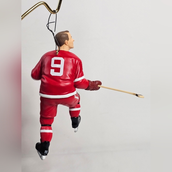 Gordie Howe Detroit Red Wings Hockey Ornament Christmas Hallmark Keepsake 1999 - Picture 3 of 6